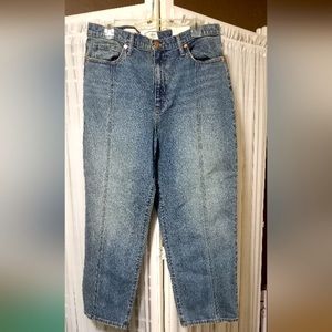 NWT Universal Thread vintage straight jeans womens size 16/33R.
